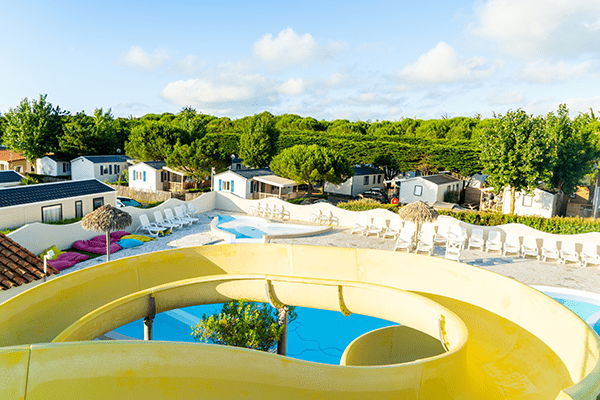 images/establishments/la-paree-du-jonc/piscines/2-paree-du-jonc-espace-piscine-surveille.jpg#joomlaImage://local-images/establishments/la-paree-du-jonc/piscines/2-paree-du-jonc-espace-piscine-surveille.jpg?width=600&height=400