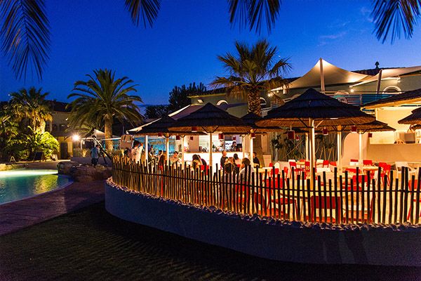 images/establishments/la-sirene/equipements/restaurant-le-sirene-beach-nuit.jpg#joomlaImage://local-images/establishments/la-sirene/equipements/restaurant-le-sirene-beach-nuit.jpg?width=600&height=400